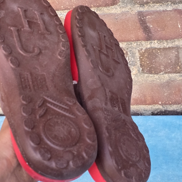 Bundle Three Pairs of Slide Flip Flops Thong Sandals Sz 7 - Picture 8 of 14